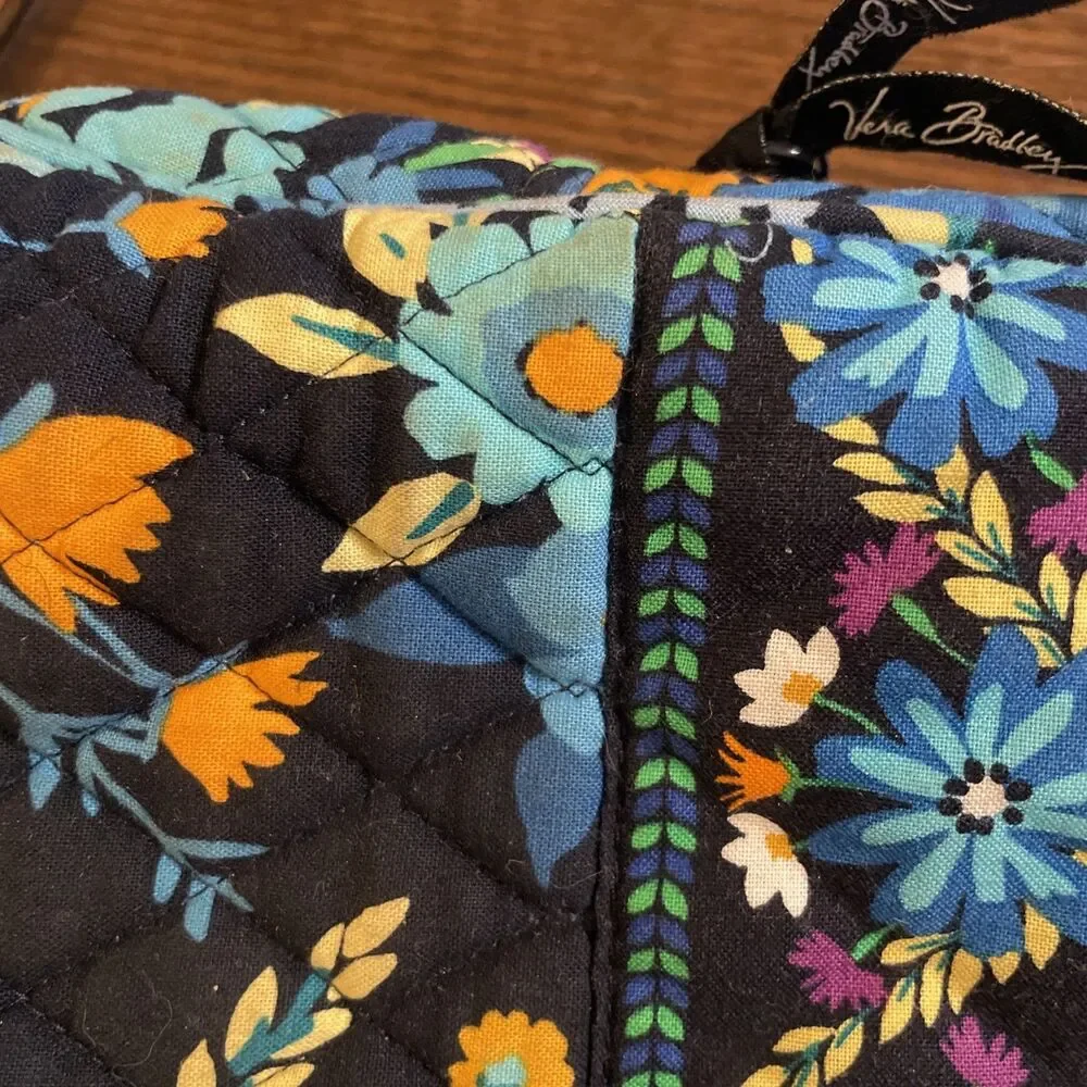 Vera Bradley  plastic lined Lunch Bag  Midnight Blues Pattern (Retired)